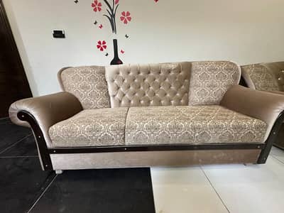 Luxury Sofa Set 3+2+1 - Good Condition - Slight Repair Required