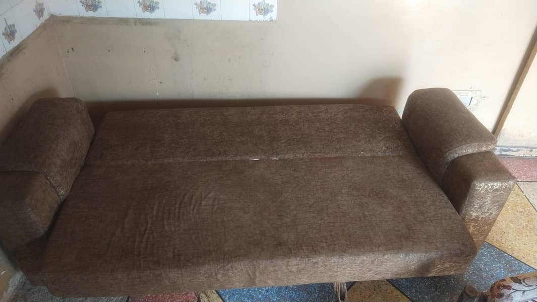 Sofa come bed 1
