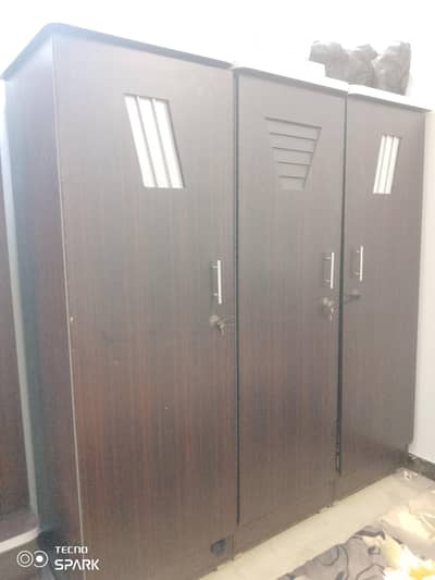 3 doors 2+1 pure wooden almari/Wooden Wardrobe