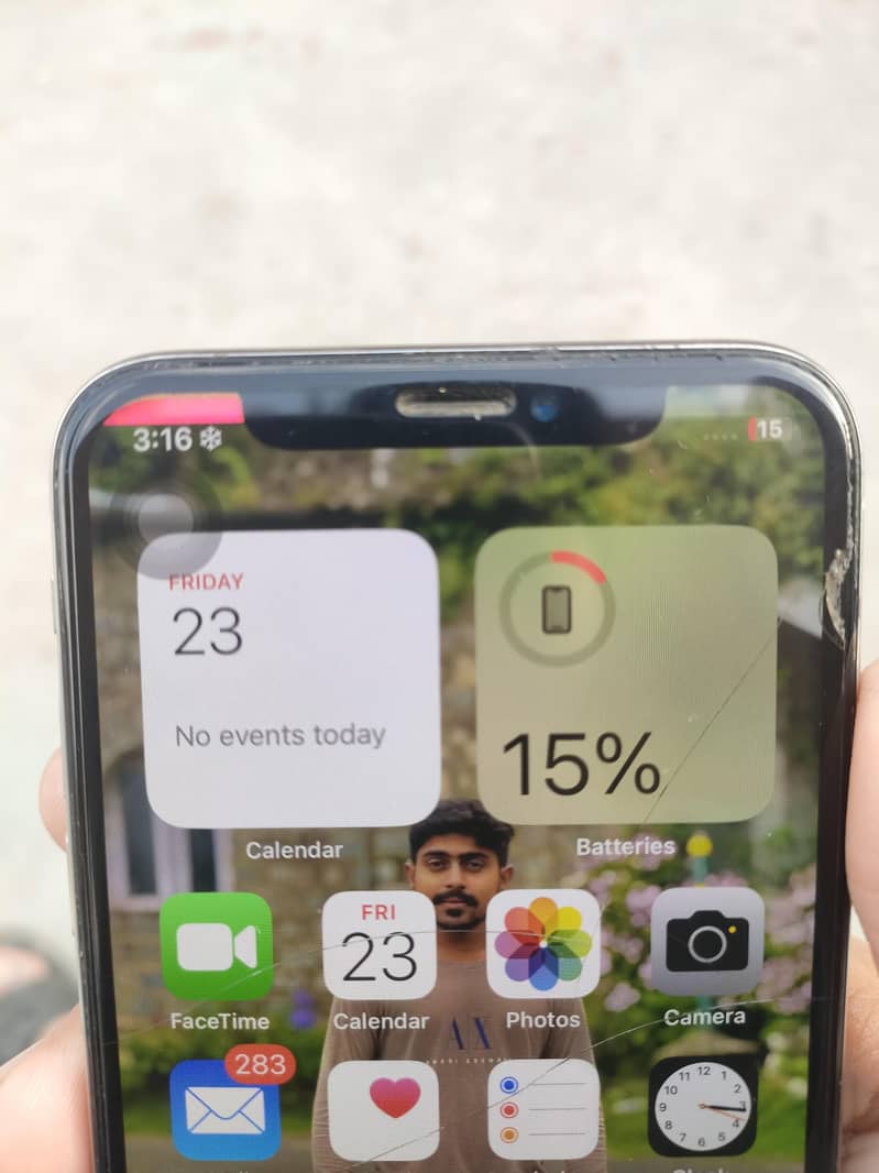 Apple iPhone X 5
