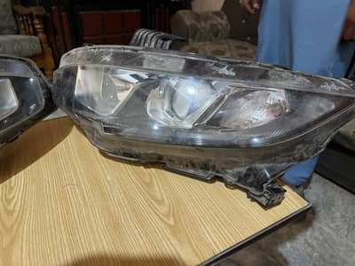 Honda civic 2018 head lights
