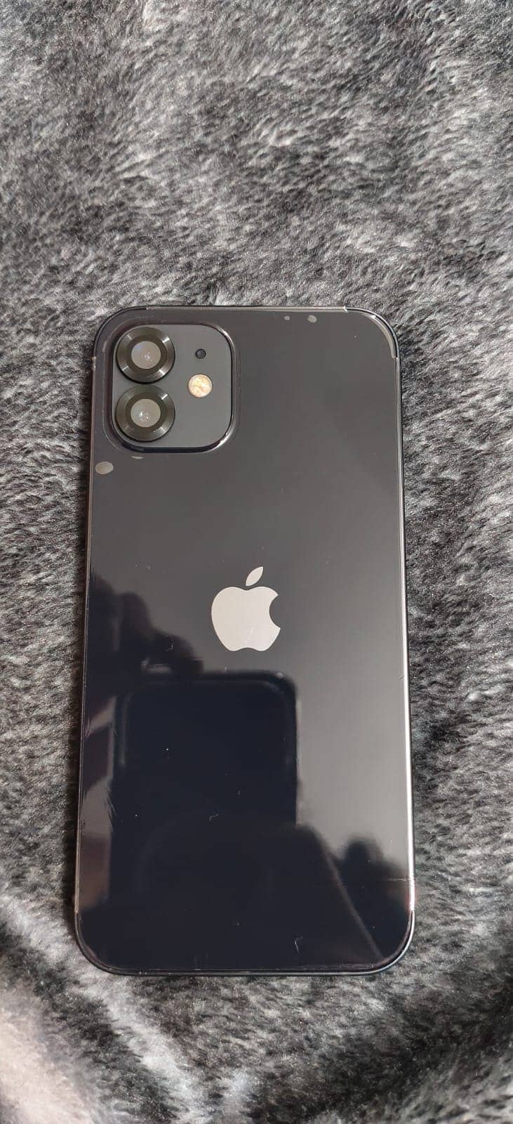 Apple iPhone 12 0