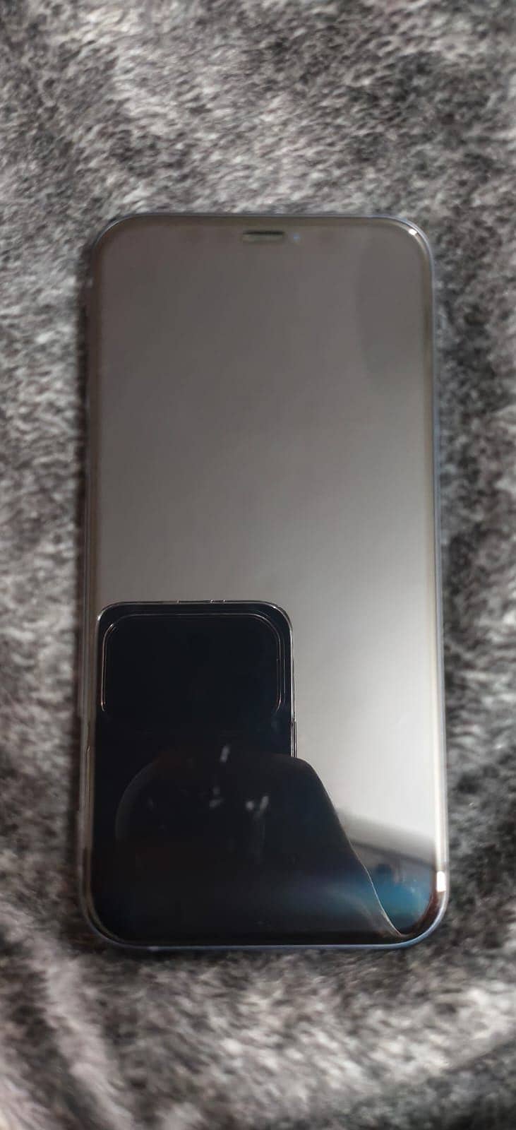 Apple iPhone 12 3