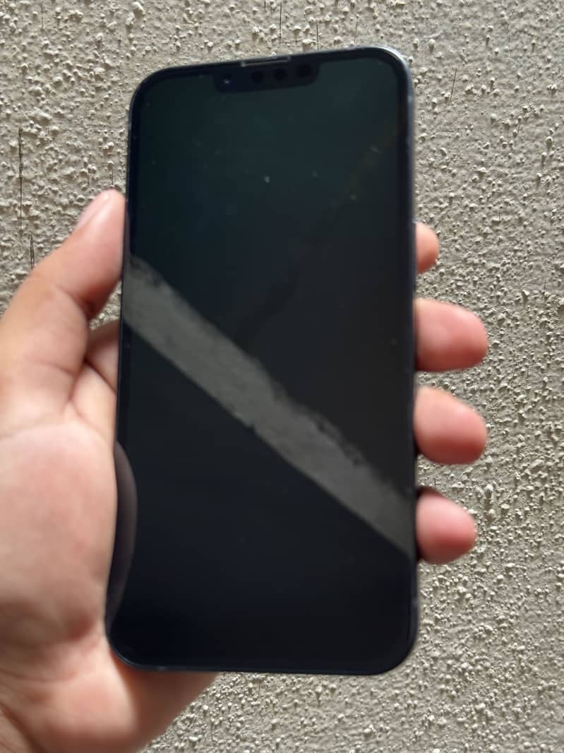 Apple iPhone 13 2