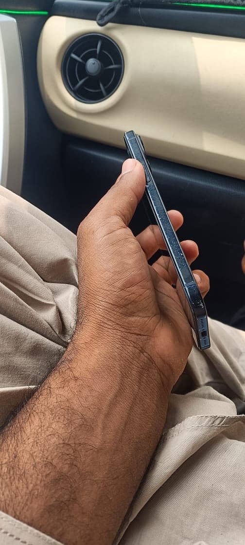 iphone 15plus 4