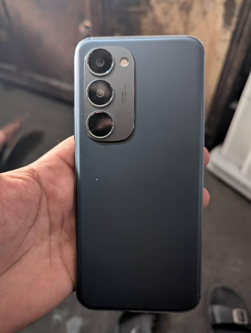 Tecno spark40 pro+ 5
