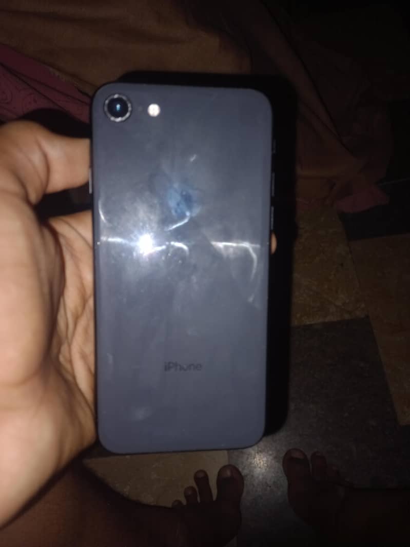 Apple iPhone 8 0