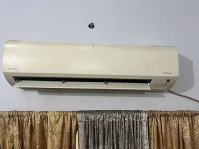 Daikin AC 2016 Model Chill running
