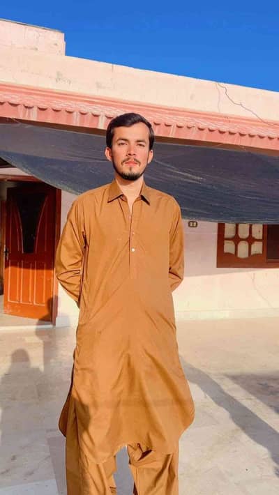 KamraN khan 