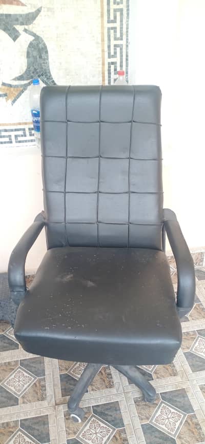 Office Boss Chair Available For Sale