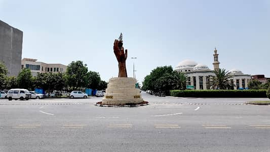 Residential Plot For sale In Rs. 12500000