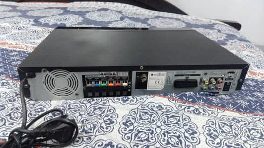 LG home theatre condition 10/10 heavy sound quality