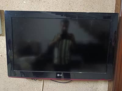 LG 32 inch  LCD (Imported from UAE)