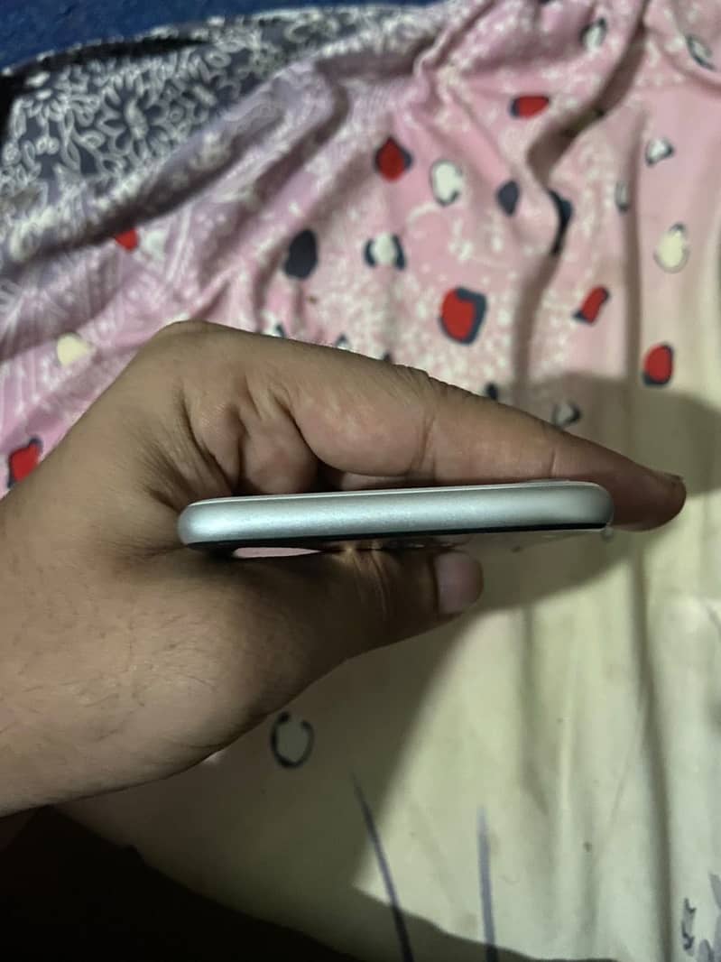 Apple iPhone SE 2