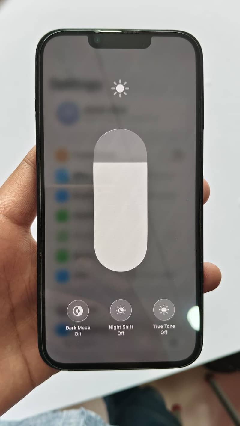 Apple iPhone 13 5