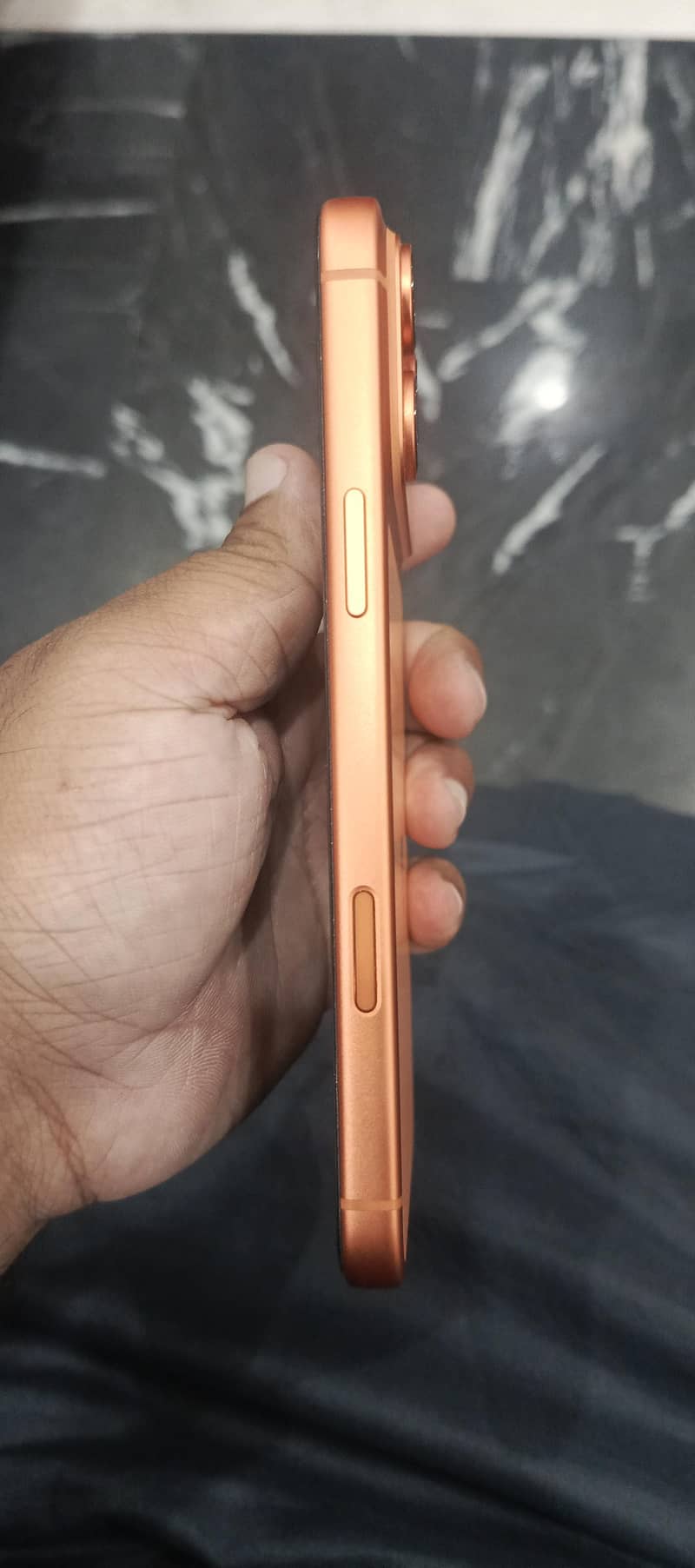 Apple iPhone 17 Pro Max 2