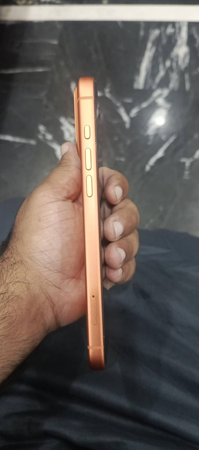 Apple iPhone 17 Pro Max 3