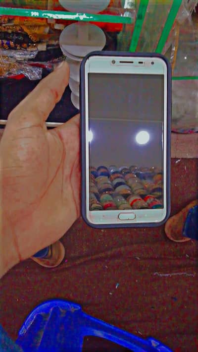 Samsung Mobile J4