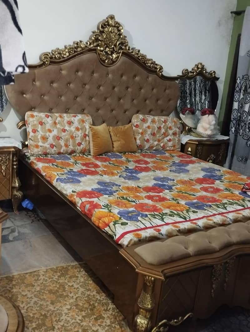 bed set . . 4