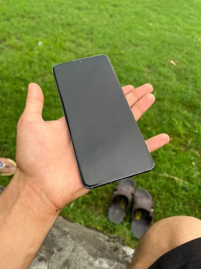 Samsung S20 Plus Dual Sim PTA. Ye rate final ha 24500 kami nahi hogi