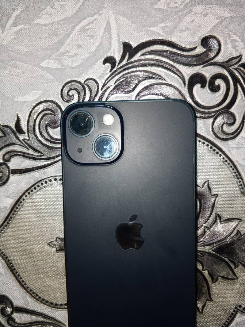 Apple iPhone 13 0