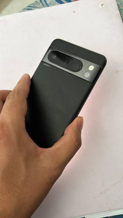 Google Pixel 8 Pro