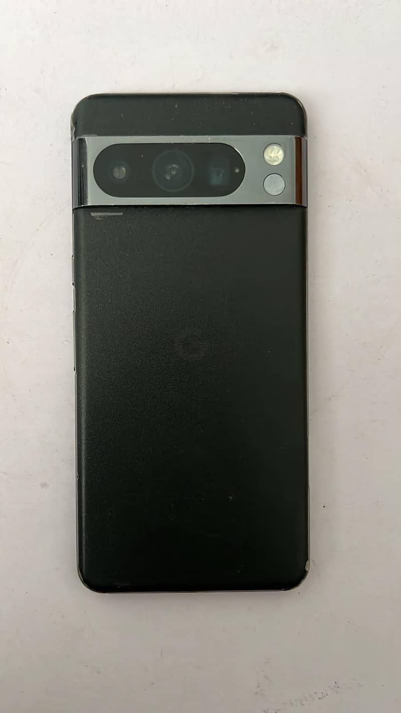 Google Pixel 8 Pro 3
