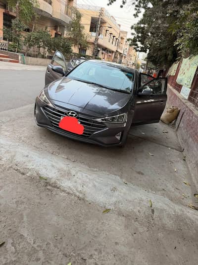 Hyundai Elantra 2023