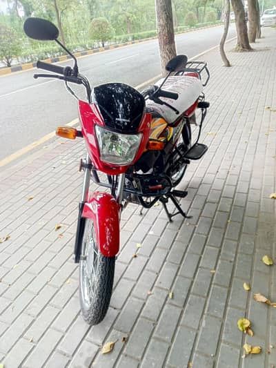 Honda pridor 100cc 2025