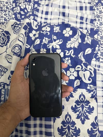 Apple iPhone XR