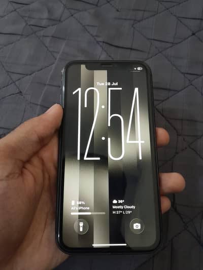 Apple iPhone 11