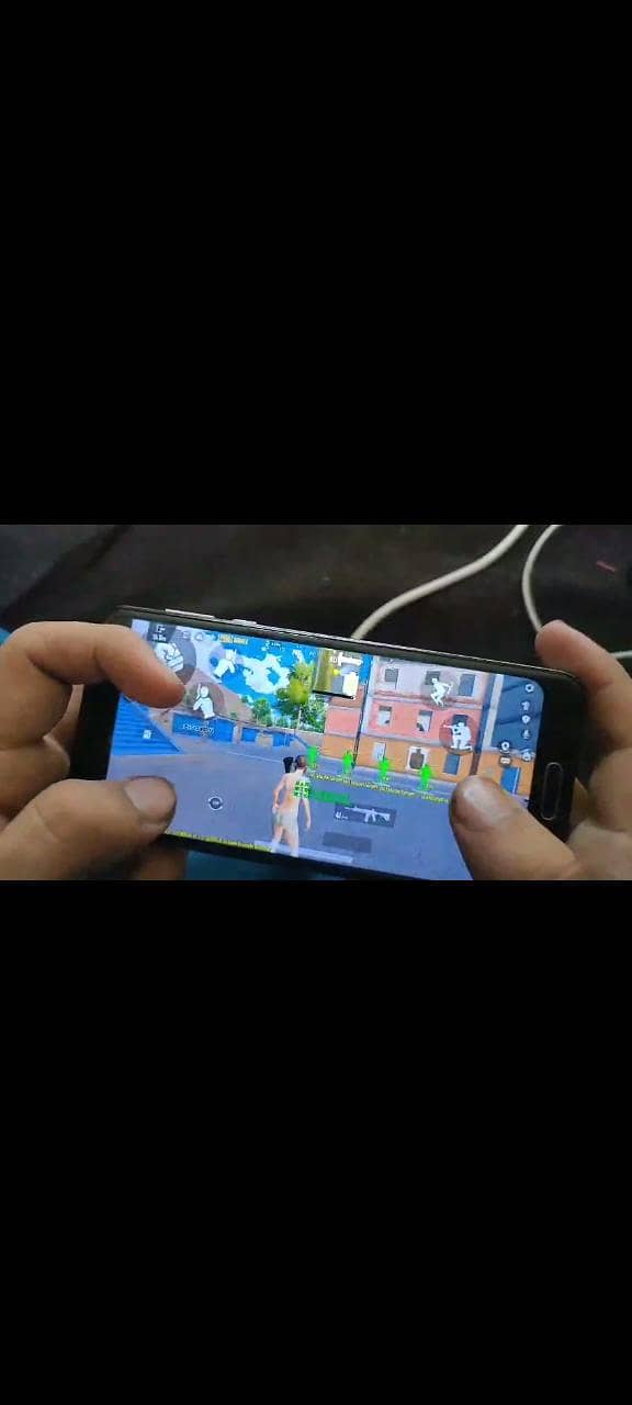 Sharp Aquos R2 0