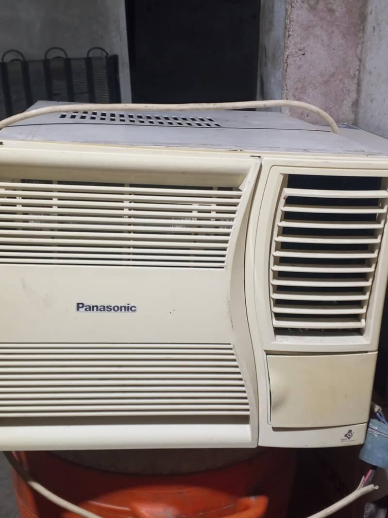 window ac 1