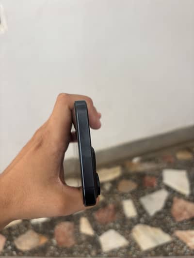 Iphone 15 promax  Jv