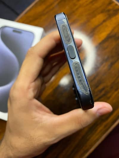iPhone 15 Pro Max JV