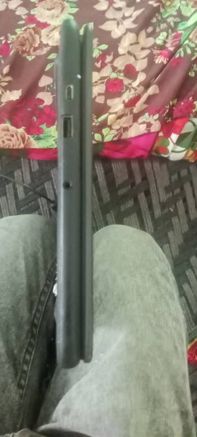 Chrome book 3100