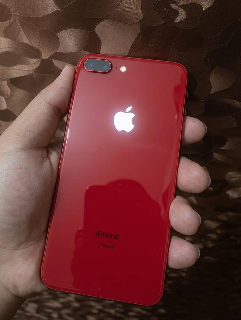 Apple iPhone 8 Plus 0