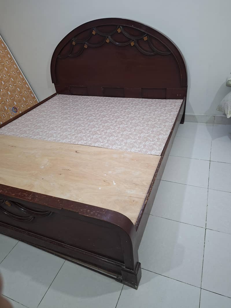 KING SIZE BED 3