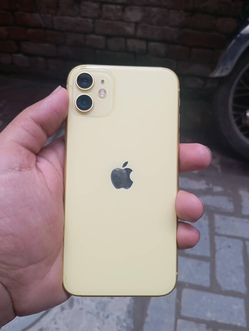 Apple iPhone 11 0