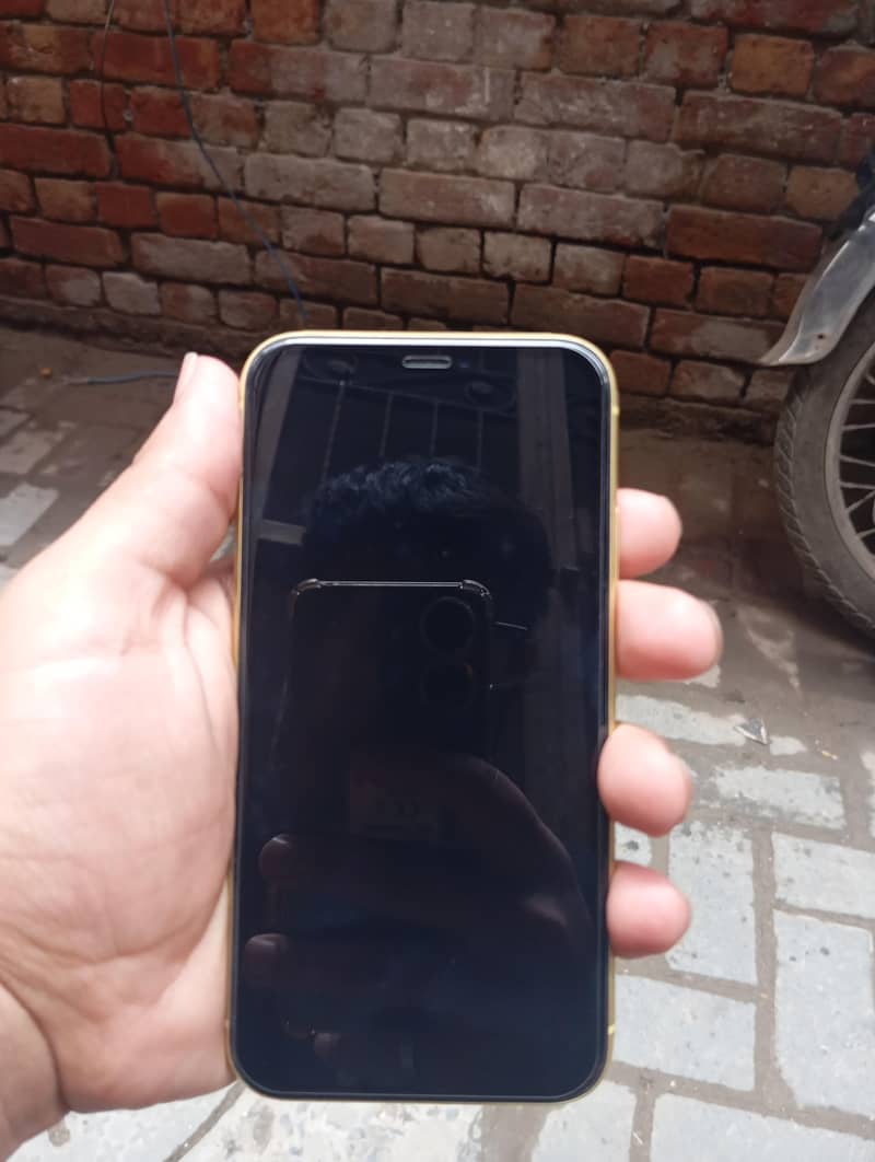 Apple iPhone 11 1