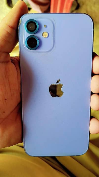 Apple iPhone 12