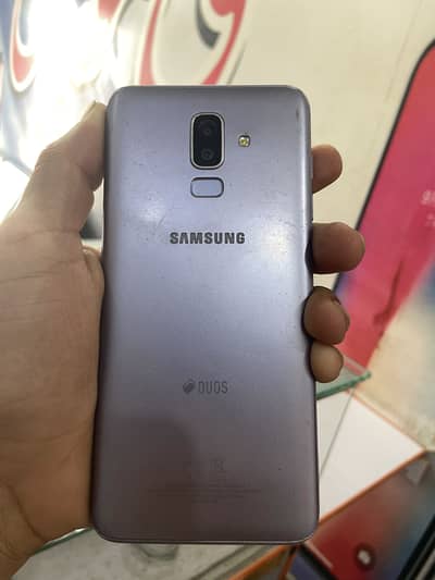 Samsung Mobile J8