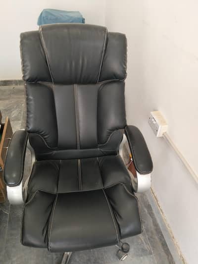 Executive Revolving chair and other items for sale in Multan
