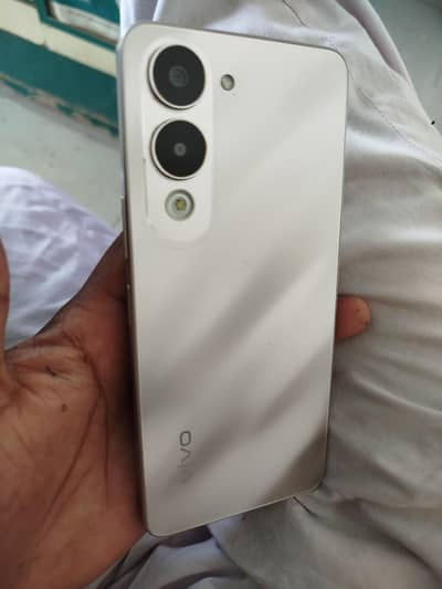 Vivo Y04 4/64 just charger sath hy