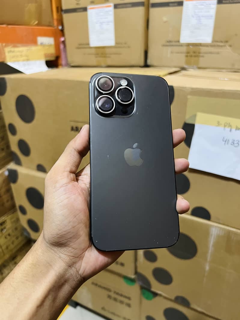 iphone 14 pro Max 3
