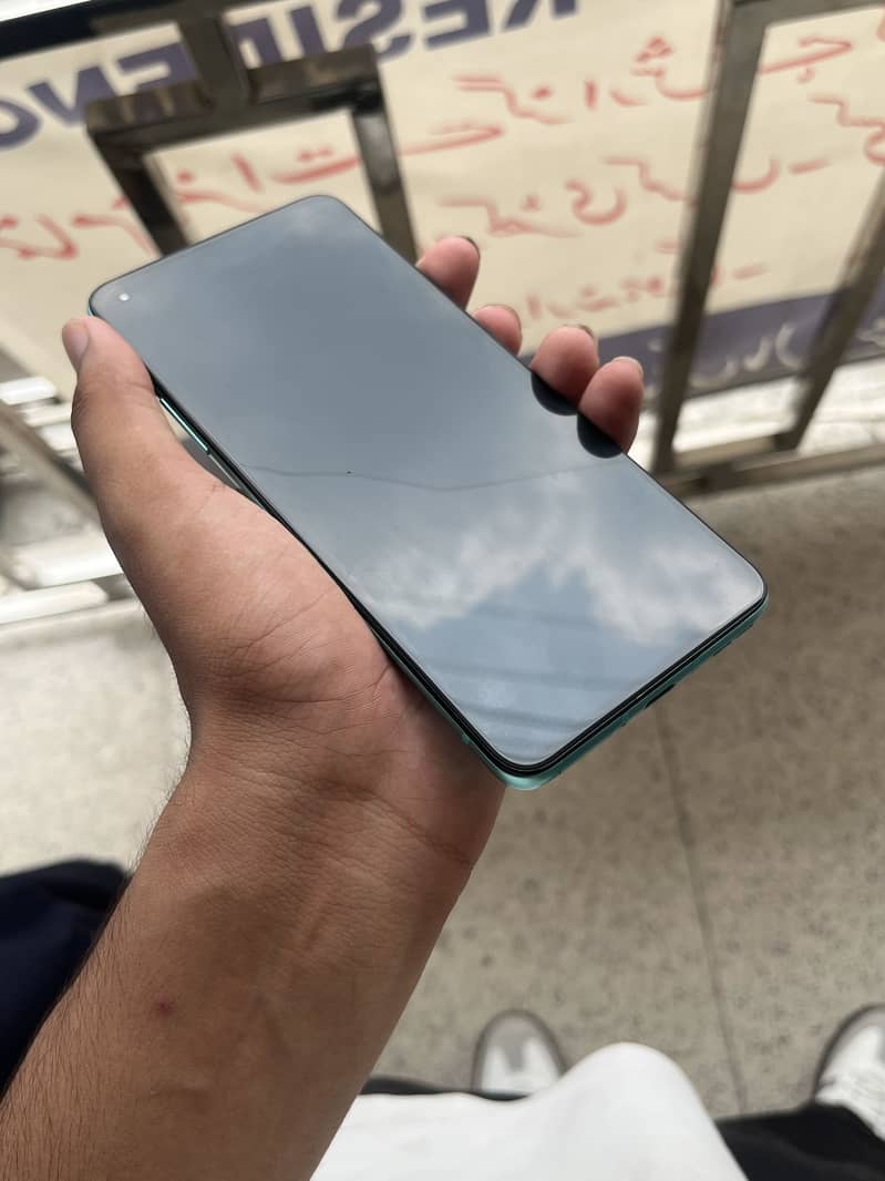 One plus 8T 4