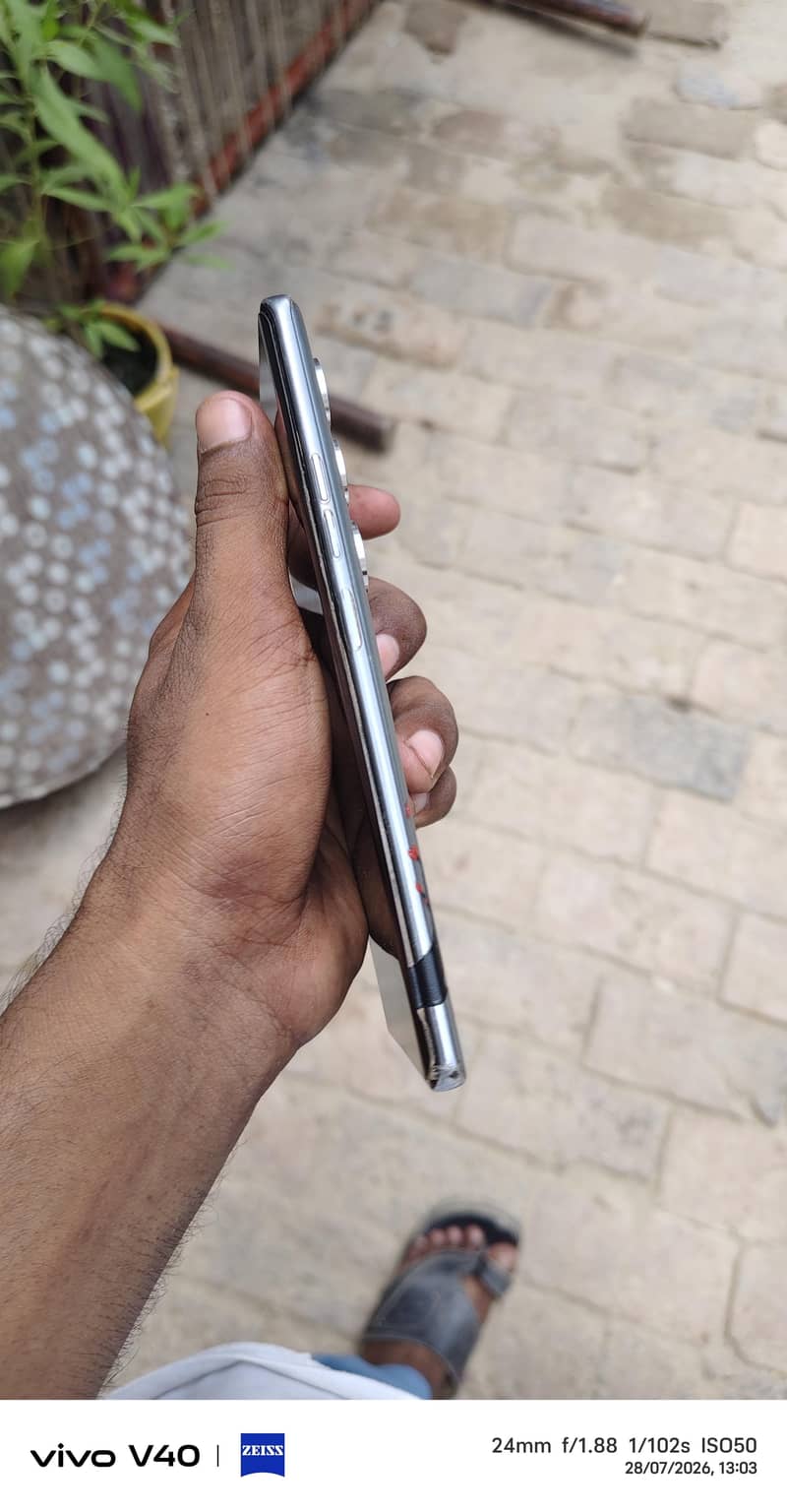 Tecno CAMON 40 Pro 2