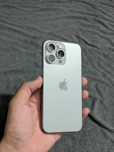 Apple iPhone 15 Pro Max
