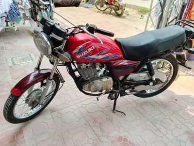 Suzuki gs150 (2017)