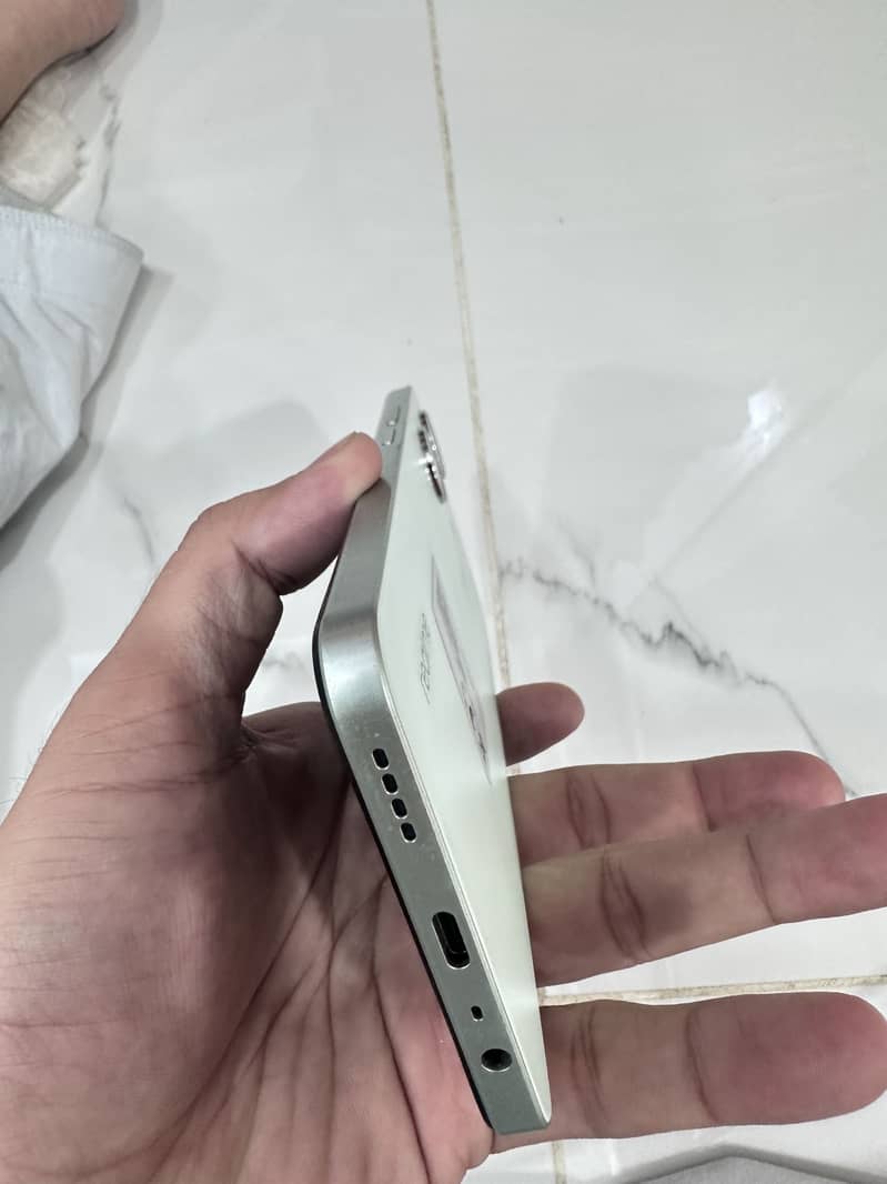 Realme Note 60x 2